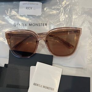 Gentle Monster “Rick” Sunglasses